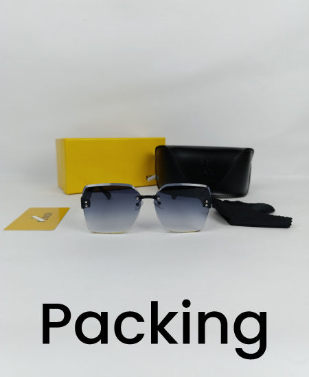 Fendi Women's Sunglasses Black FND013
