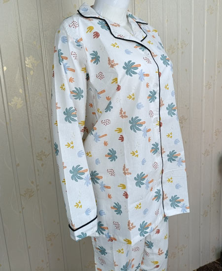 1.1 Zara Ladies Night Suit Palm