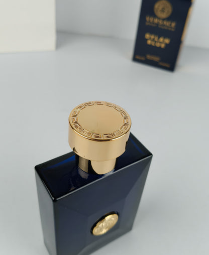 Versce Pour Homme Dylan Blue Perfume