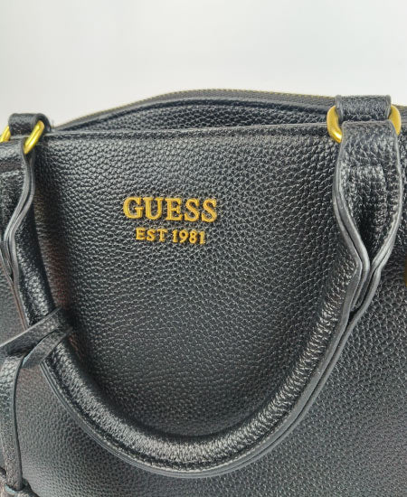 GUS Black Handbags in Pakistan