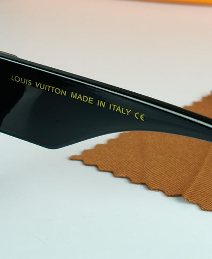 LV Ladies Black Sunglasses LV063
