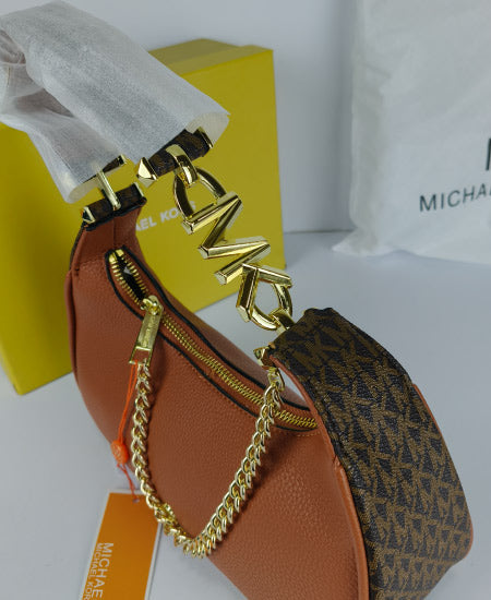 Michl Kors Piper Small Grained Shoulder Bag Brown
