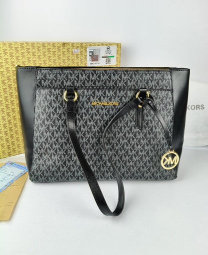 Michael Kors Black Tote Handbags