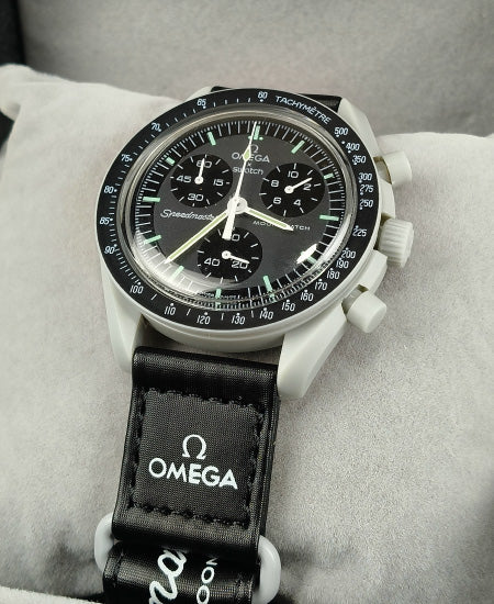 Omega Speed master Ultra Light MISSION TO THE MOON Velcro strap Watch