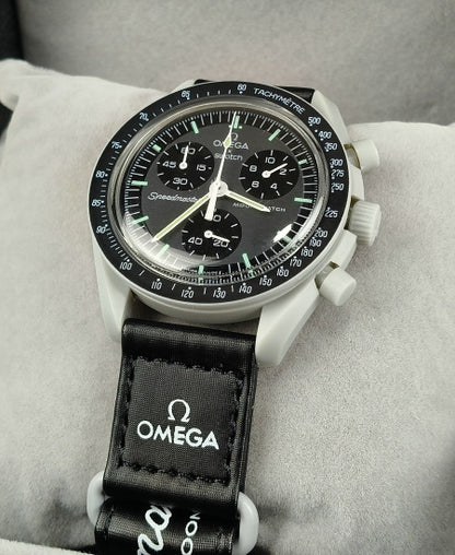 Omega Speed master Ultra Light MISSION TO THE MOON Velcro strap Watch