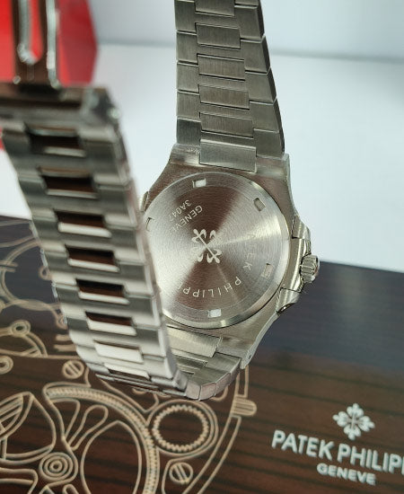 PP Nautilus 5711 Green Watch
