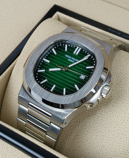 PP Nautilus 5711 Green Watch