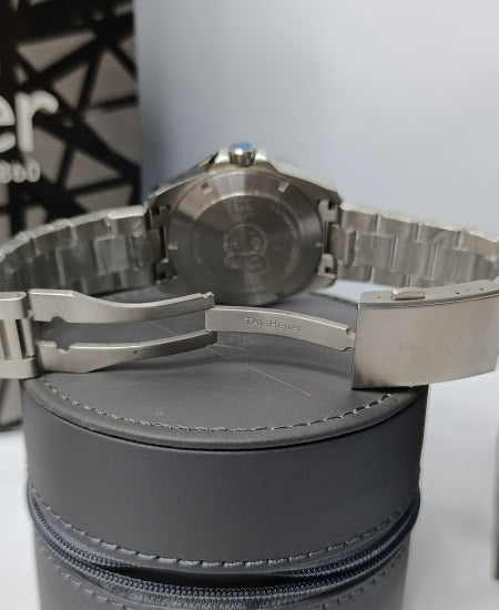 TG Huer watch Aquaracer Green Dial WAY201S.BA0927