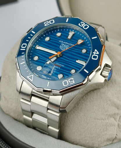 TG Huer Aquaracer PROFESSIONAL 300 WBP5111.BA0013 Men's Watches