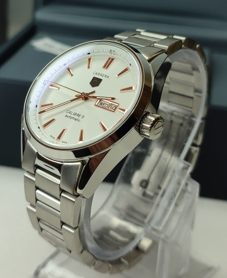 TG Huer Carera Calibre 5 WAR201D.BA0723 watch