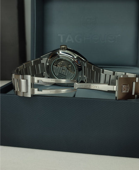 TG Huer Carera Calibre 5 WAR201D.BA0723 watch