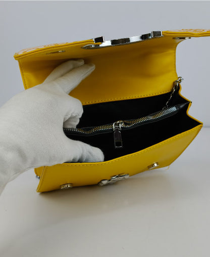 1.6 Tory Brch Mustard Handbag