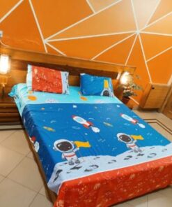 Alternative view of Kid's On Moon Bed Sheet