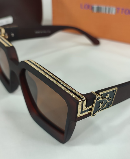 Original Louis Vuitton Eye Wear Sun Glasses in Pakistan