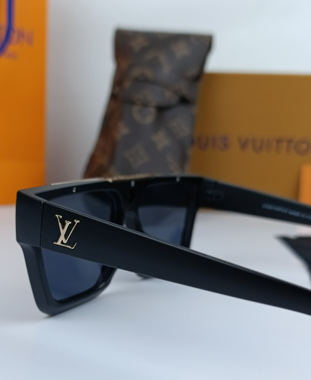 1.1 LV Evidence Sunglasses - Image 5