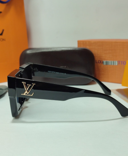 Buy louis vuitton - cyclone - z1485 - translucent - single lens -  sunglasses at best price in Pakistan