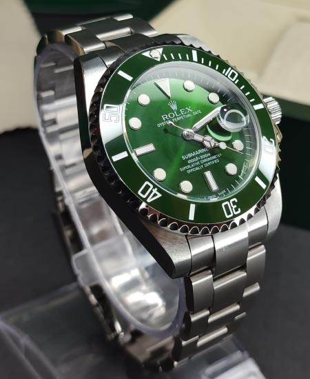 Harga rolex submariner outlet hulk