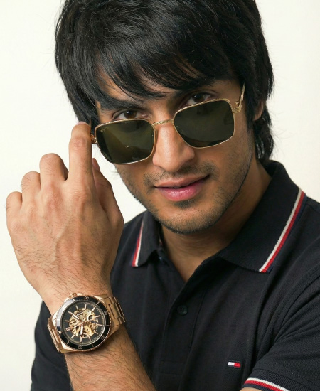 2.1 Tommy Hilfiger Black Polo Shirt