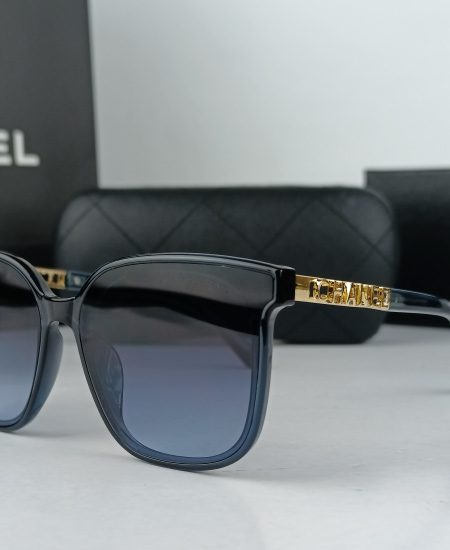 CHANEL Sunglasses Font CHN09