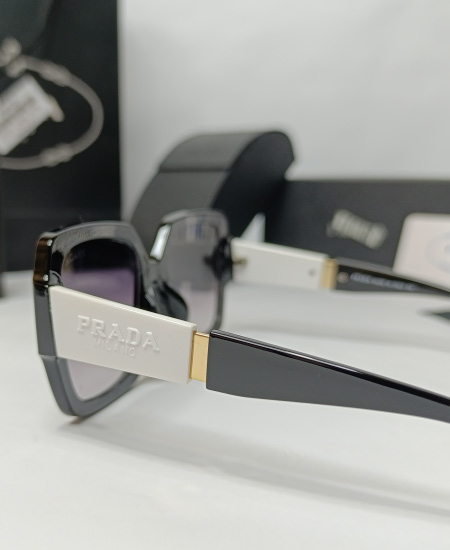 Prda PZ008 Black n White Oversize Sunglasses - Image 4