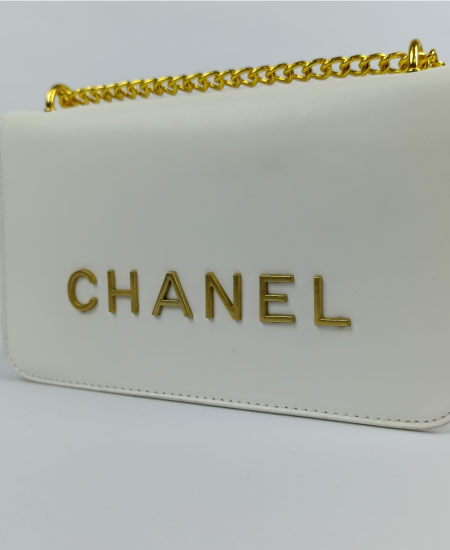 CHANEL White Handbag in Pakistan