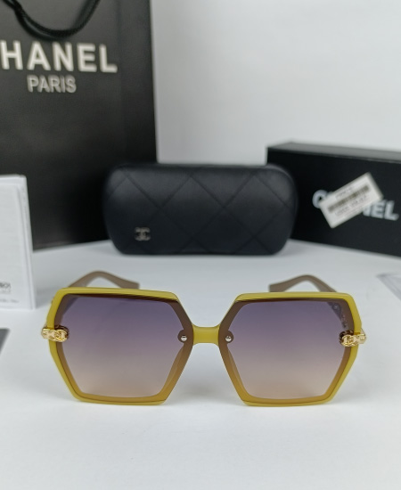 Chanel Womens Sunglasses in Pakistan