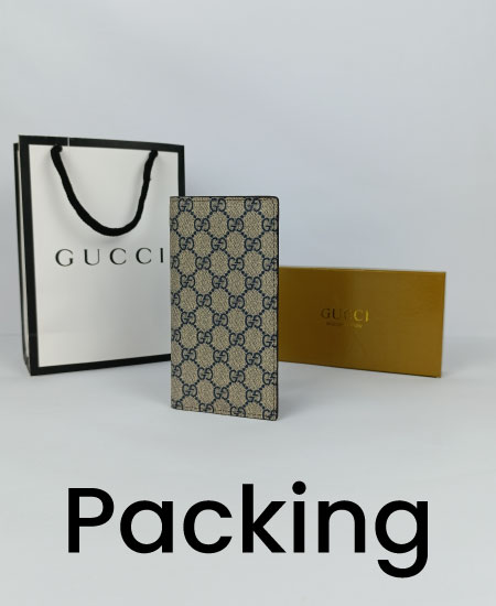 Gucci Men's Long Wallet in Pakistan