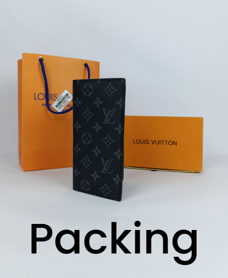 LV Men's Long Wallet in Pakistan