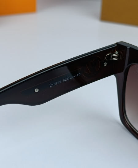 LV Women's Sunglasses