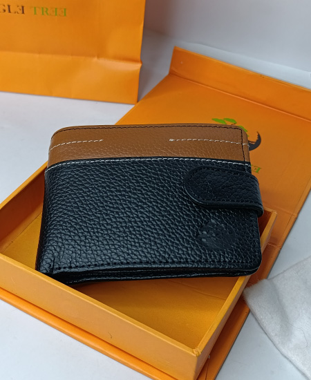 Men's Leather Wallet in Pakistan