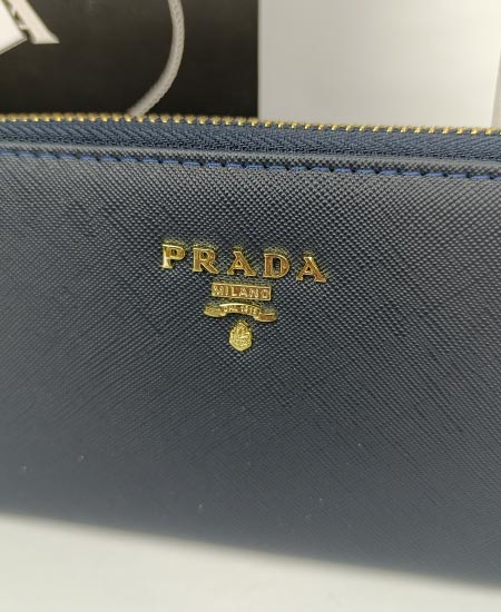 Prada Ladies Wallet in Pakistan