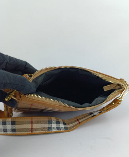 Burberry 2PC Handbag Brown - Image 4