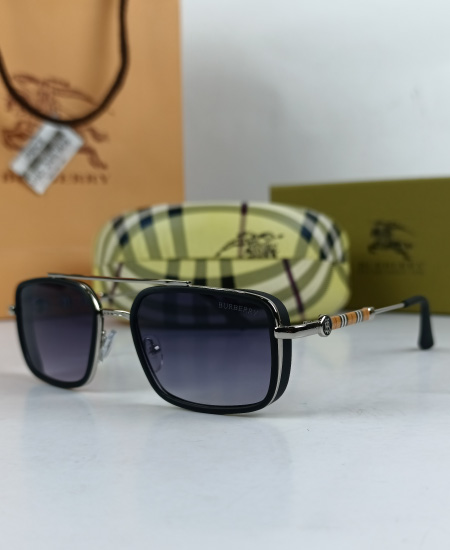 Burberry Sunglasses in Pakistan