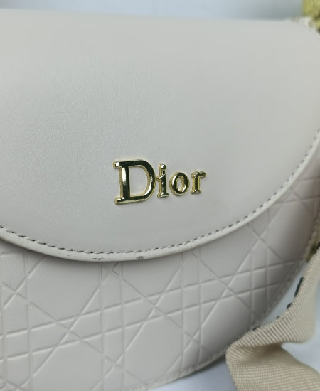 Dior Handbag Beige - Image 4