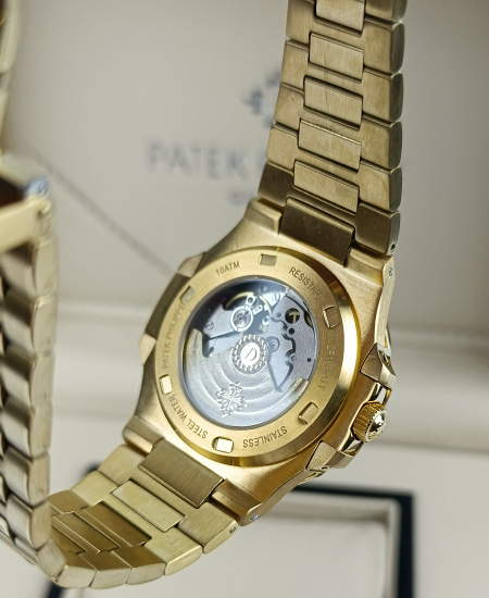 PATEK PHILIPPE Watch 5711 Golden Green - Image 7