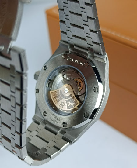 AUDEMARS PIGUET Watch Blue 15551ST.ZZ.1356ST.01 - Image 4