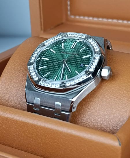 AUDEMARS PIGUET Watch Green 15551ST.ZZ.1356ST.01 - Image 7