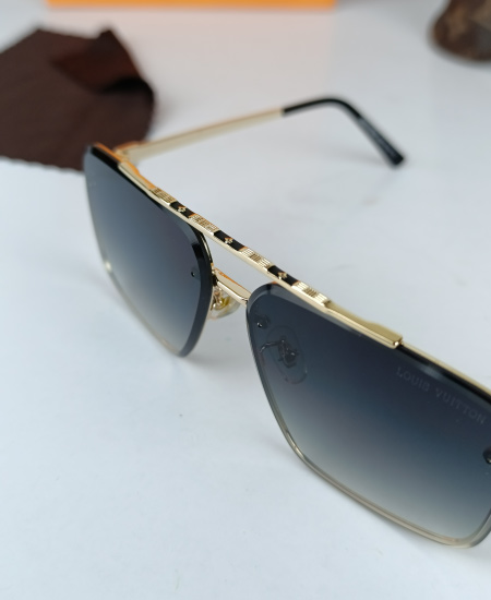 LV Sunglasses Square Golden LV23 - Image 3