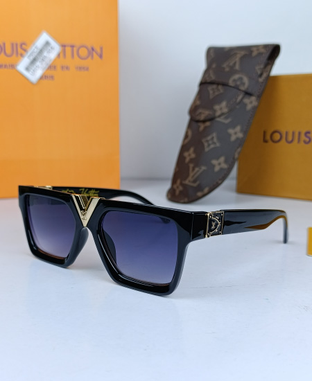 LV Sunglasses Square Golden LV25