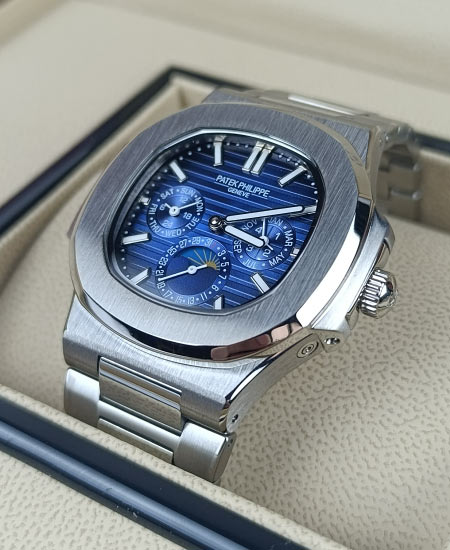 PATEK PHILIPPE Watch 5740/1G Nautilus Blue Dial - Image 3