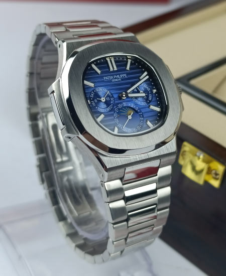 PATEK PHILIPPE Watch 5740/1G Nautilus Blue Dial - Image 4