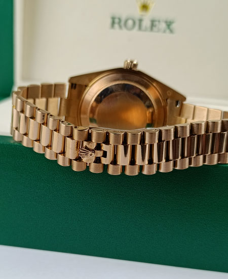 Rolex Day Date Watch Rose Gold Chocolate Dial Roman 228238 - Image 5