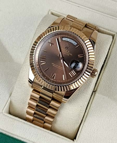 Rolex Day Date Watch Rose Gold Chocolate Dial Roman 228238 - Image 3