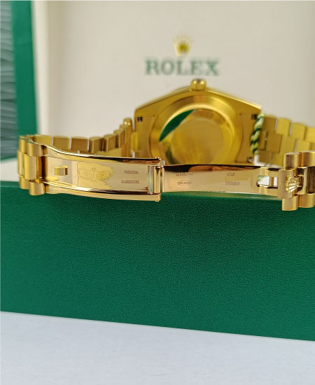 Rolex Day Date Watch Yellow Gold Green Dial Roman 228238 - Image 7