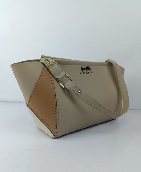 1.1 Coach Popup Handbag - Image 5