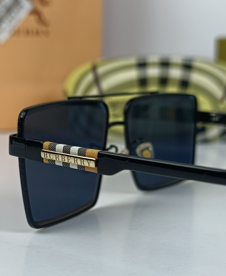 Burberry Sunglasses Square Black Bur23 - Image 3