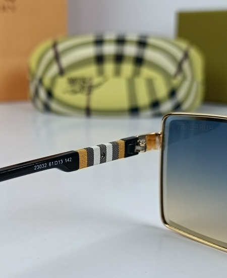 Burberry Sunglasses Square Bur22