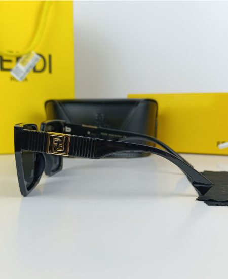 Fendi Sunglasses Black FND21 - Image 4
