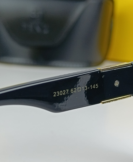 Fendi Sunglasses Black FND21 - Image 5