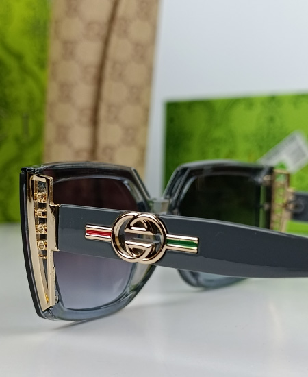 Gucci Women Gray Sunglasses GG015 - Image 4